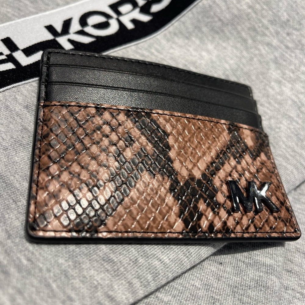 MICHAEL KORS Cyrus Snake Embossed Tall Card Case
Driftwood 
NWT - Picture 13 of 16